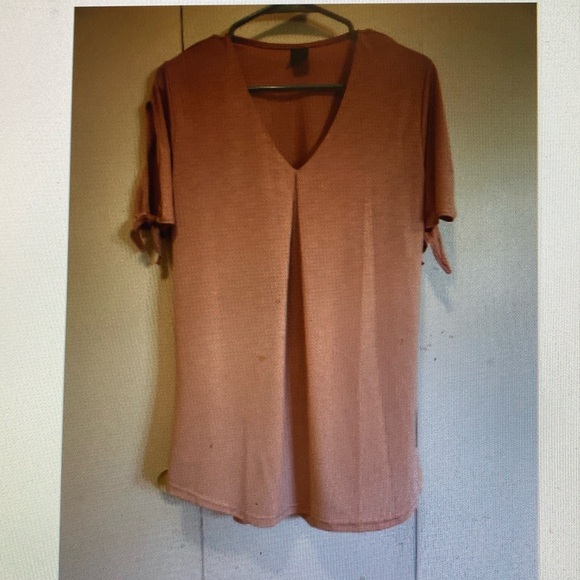 Lildy Knot Sleeve Blush Tunic - Size L / XL - NWT - Picture 2 of 8